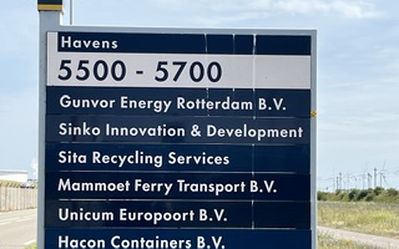 Official Europoort company sign showing Sinko Innovation & Development